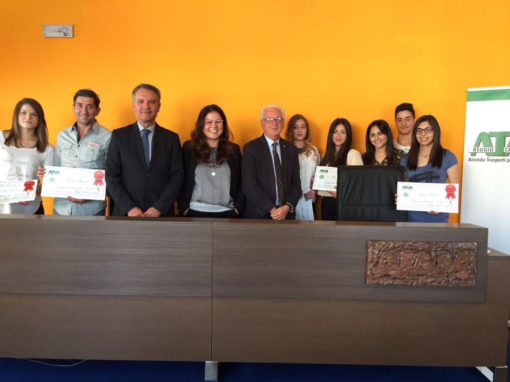 Consegnate le borse di studio “Primi della Classe”