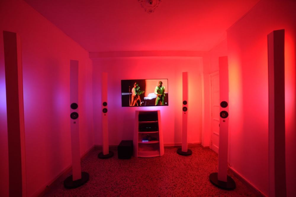 L’artista calabrese Salvatore Lamanna inventa il Color Surround