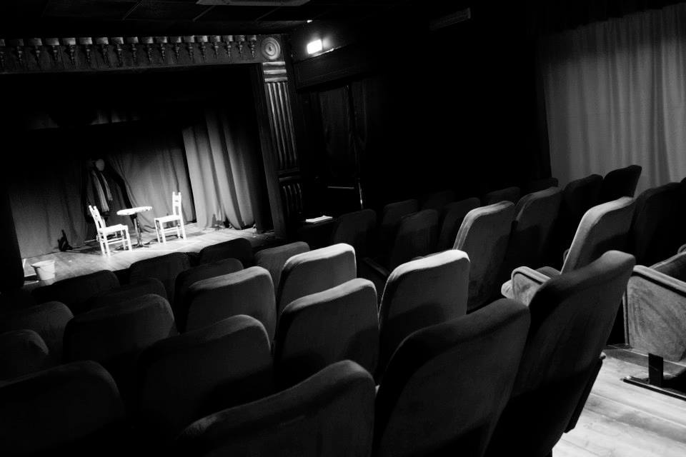 Al Teatro Primo la commedia “Traditi”