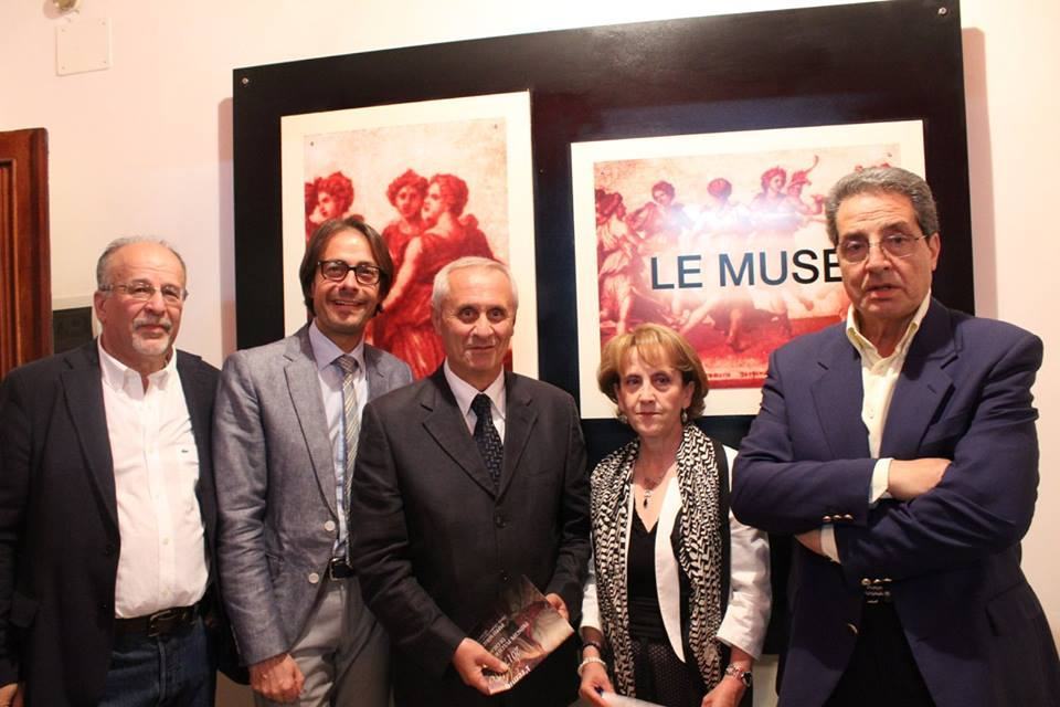 Muse: differenza tra informazione e comunicazione