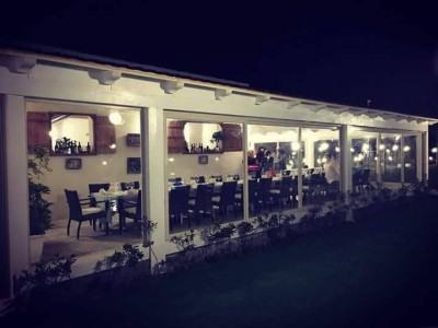 15328418_817106121760827_16295184_n