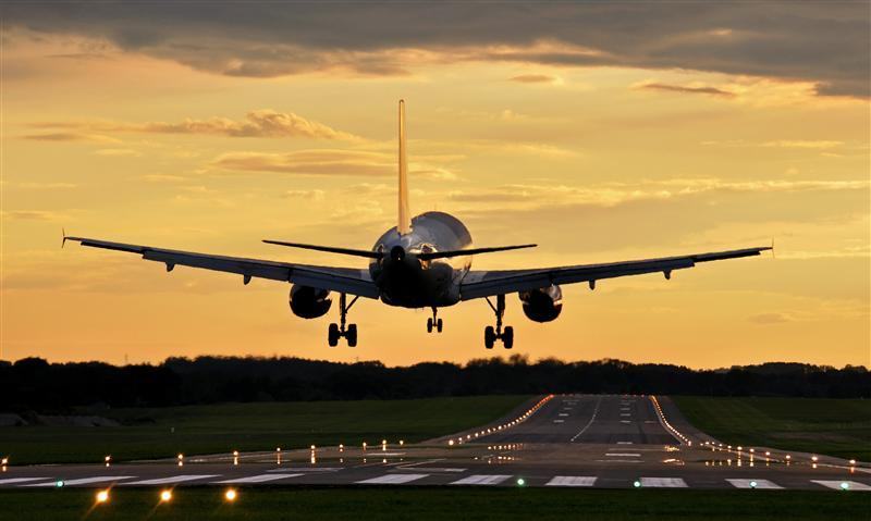 Alitalia sospende i voli da Reggio Calabria. Oliverio scrive al Governo: ‘Grave decisione’