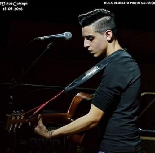 Apre i battenti la scuola di musica del giovane Maio