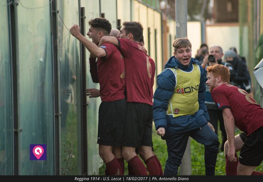 “Coloriamo di amaranto la Tribuna Est”: la Reggina invita società sportive e scuole