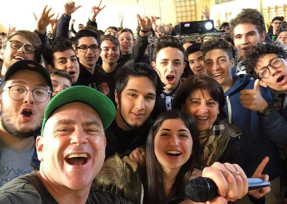 Il teacher rapper Jason Lavine al Liceo “PIZI” di Palmi