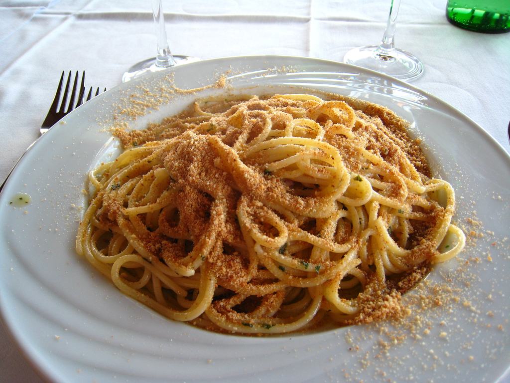 Pasta con la mollica