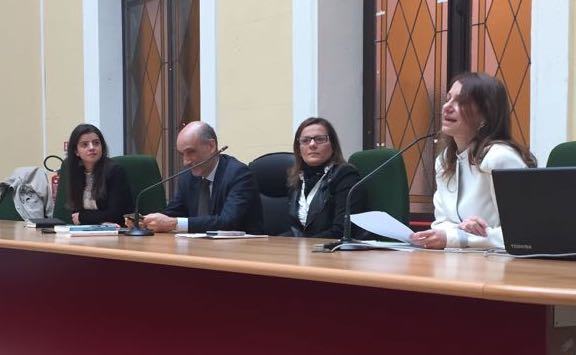 Continua “Il mese del genere” con “Diari a confronto”