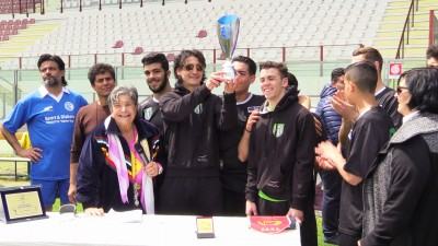 Consegna del trofeo alla Villese Calcio