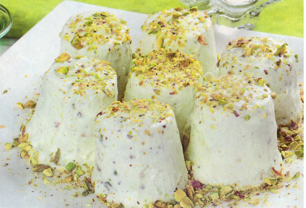 Come preparare dei semifreddi al pistacchio: la ricetta