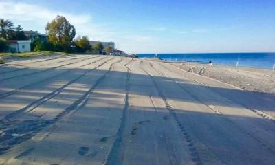 pulizia spiagge 2