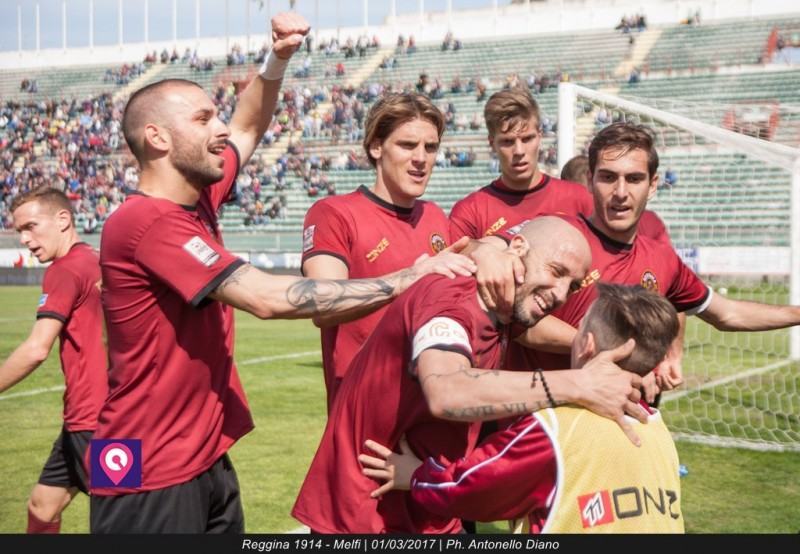 La Reggina mette il turbo e si spaventa. Tris al Francavilla, è vittoria salvezza – FOTO