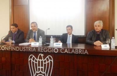 Da sx muratori, mazza, caracciolo, poeta