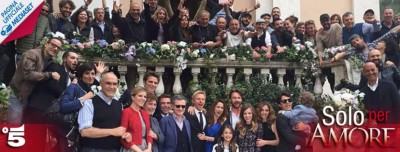 La-troupe-artistica-e-tecnica-della-serie-Tv-SOLO-PER-AMORE-2-DESTINI-INCROCIATI-2016