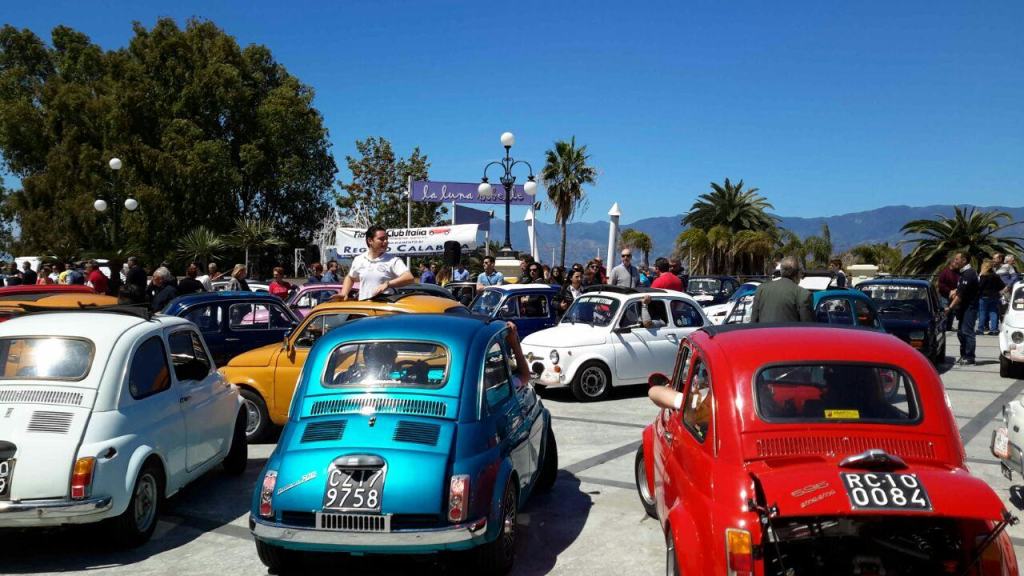 Grande partecipazione al raduno Fiat 500 reggino – FOTO