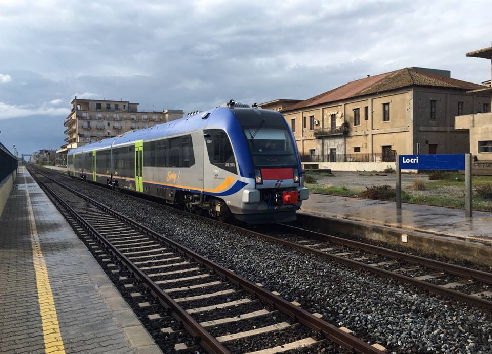 Elettrificazione ferrovia jonica, Rapani: ‘In 80 giorni approvato il progetto definitivo’