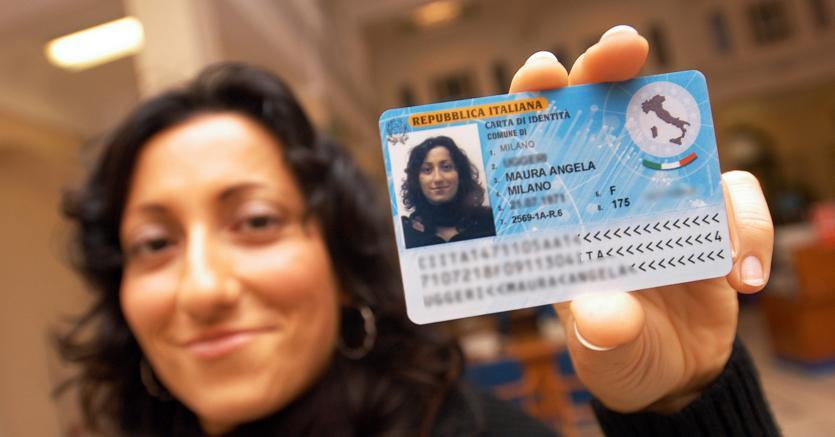 A Reggio Calabria la nuova Carta di Identità Elettronica