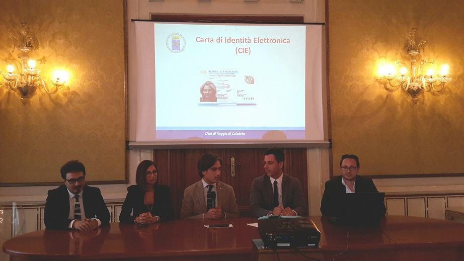 Reggio Calabria: presentata la Carta di Identità Elettronica