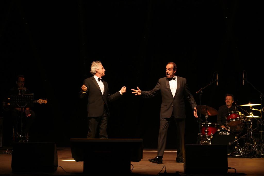 “Lopez e Solenghi Show”, il ‘Trio’ incanta dal palco di CatonaTeatro