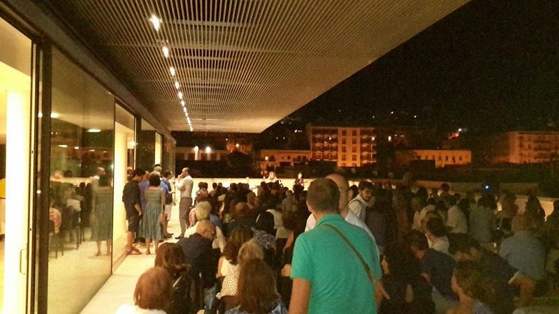 Invasione di pubblico per la prima serata sulla terrazza del Museo – FOTO