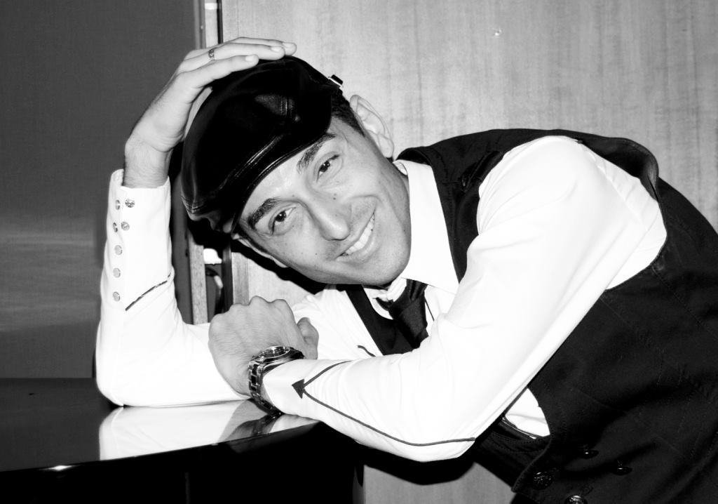 Il reggino Michelangelo Giordano ritira il premio speciale Miglior Testo al Musicalmente Show