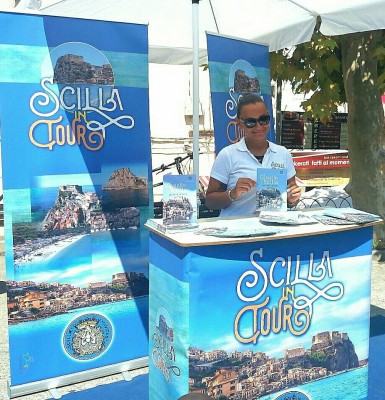 SCILLA IN TOUR