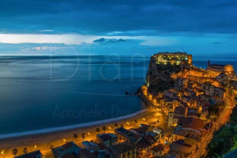 Scilla