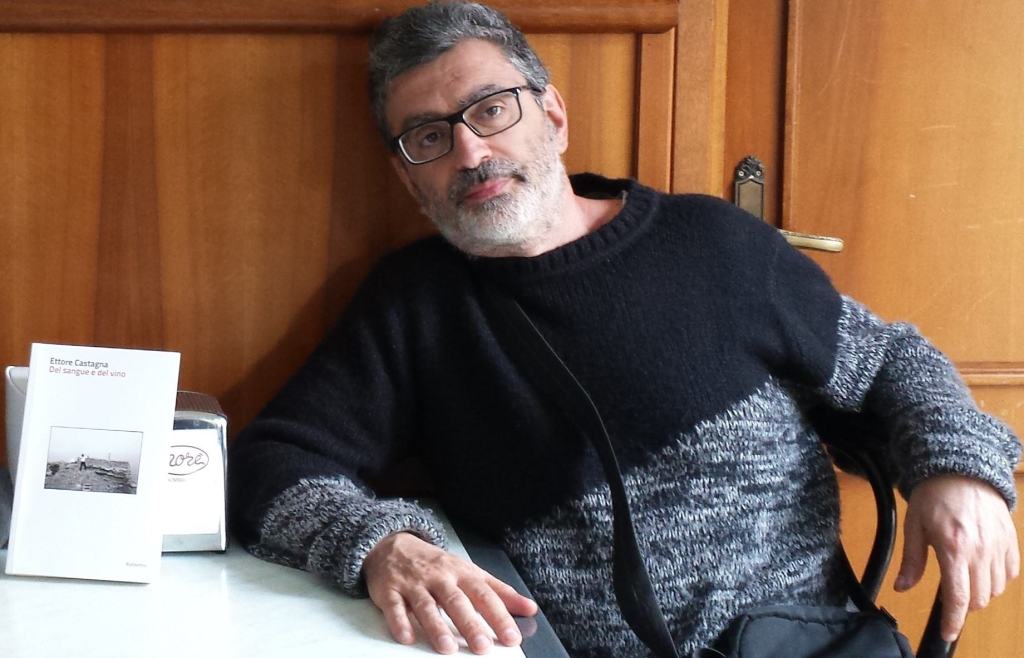 Ettore Castagna sceglie la Calabria per il suo esordio letterario. “Qui la verità è più forte di ogni giudizio”