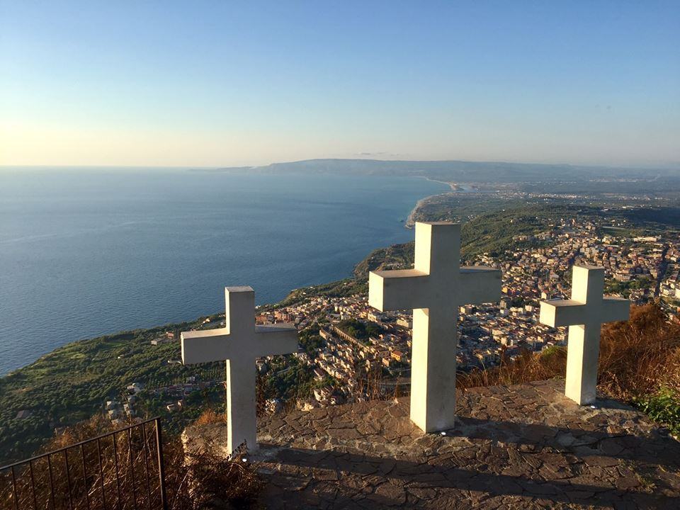Riapre la chiesa di Sant’Elia, fedeli invitati alla Messa all’aperto