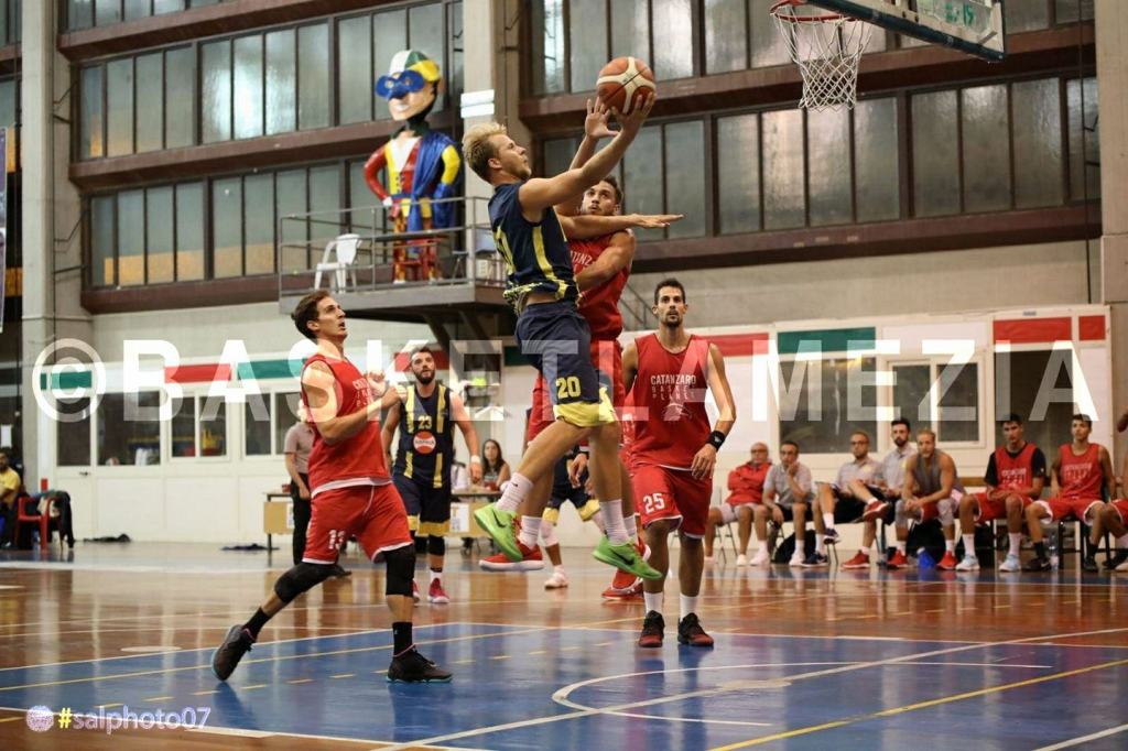 Basketball Lamezia, migliora la condizione dei giallo blu