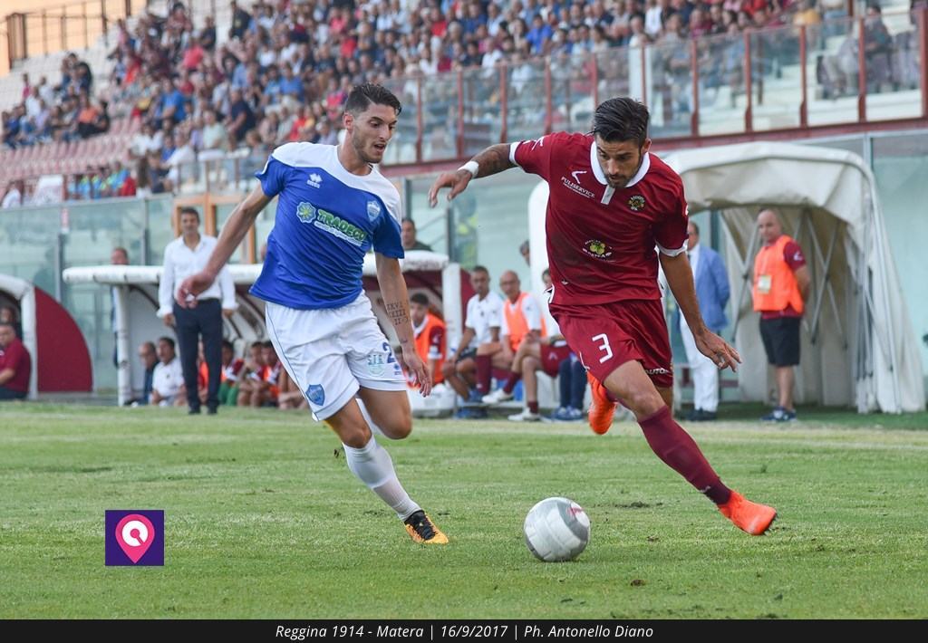Reggina, illusione e suicidio. Rimonta Lecce, amaranto ingenui