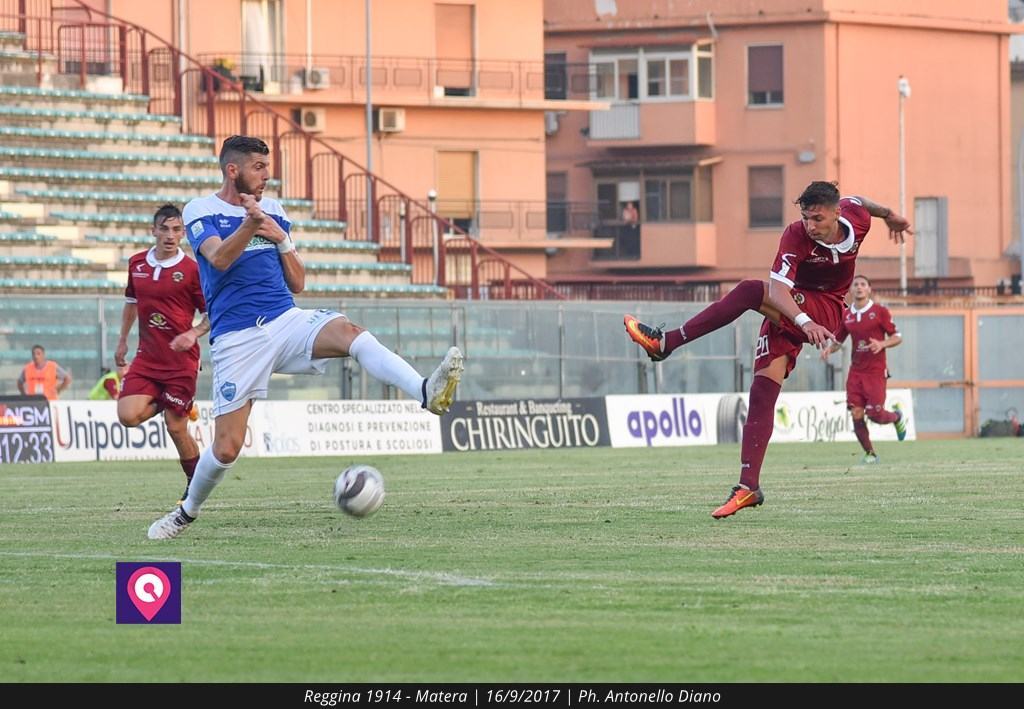 Reggina, fallito l’esame di maturità. Il Siracusa passa al Granillo (0-2)