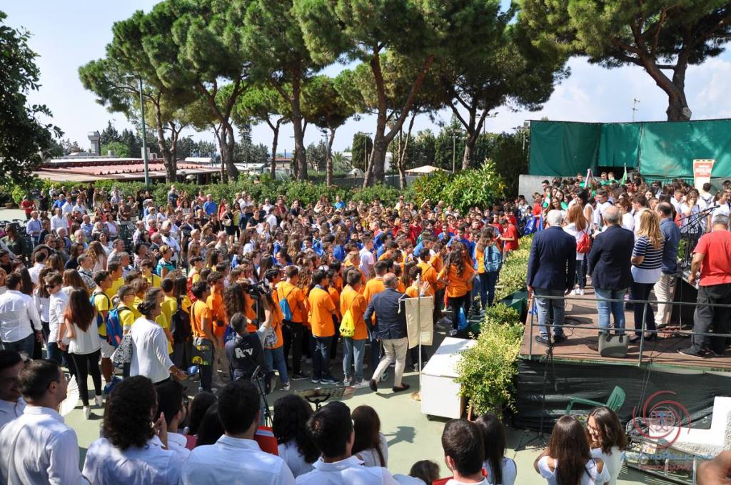 Liceo ‘Vinci’, cerimonia di inaugurazione con la Ferrari