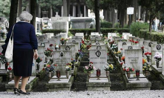 Commemorazione dei defunti: potenziamento del servizio bus dalla stazione al cimitero cittadino