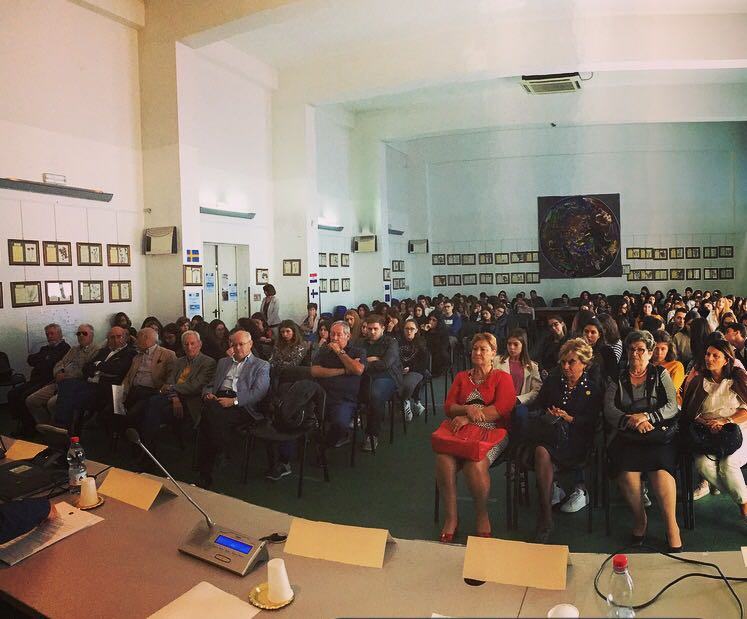 “Verba volant digita manent”: a Locri il convegno sul cyberbullismo