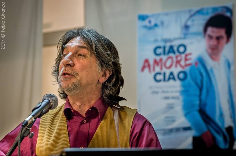 Nino Racco in scena all’auditorium di Morano Calabro con “Ciao amore ciao”
