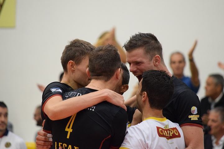 Volley Tonno Callipo, lotta punto a punto al PalaValentia
