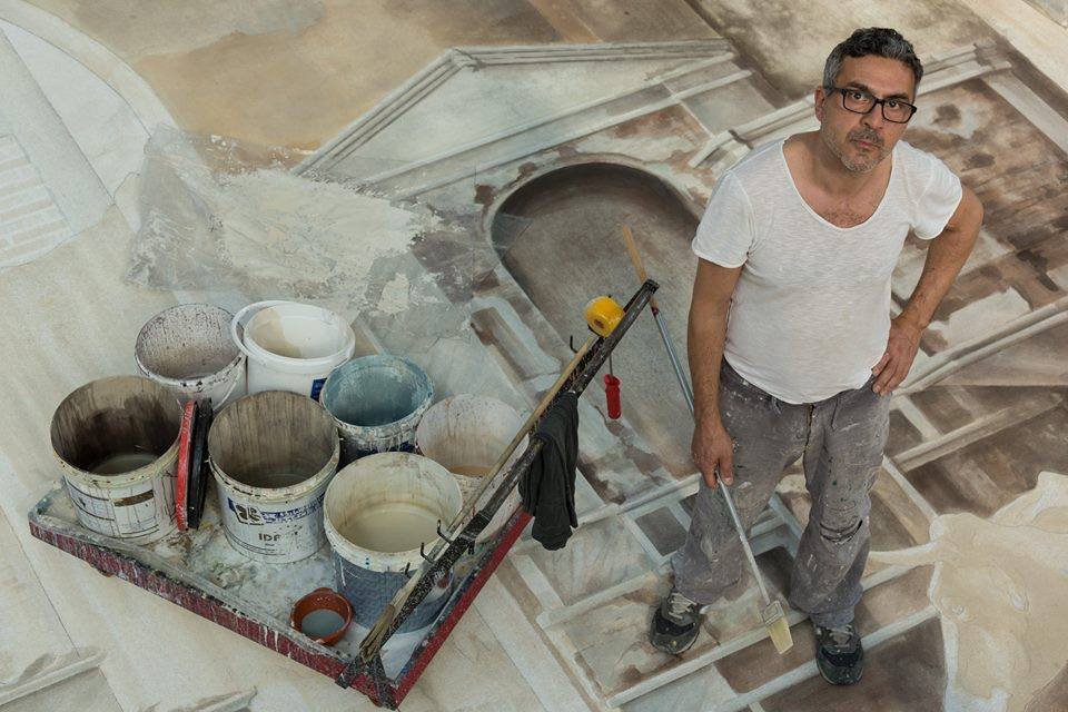 Africo. Intervista a Domenico Fazzari, autore della tela “80 mq di silenzio” esposta a Milano