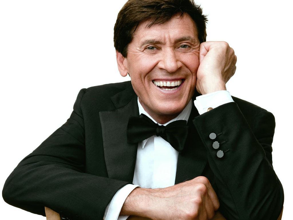 “Dobbiamo fare luce”, nuovo singolo di Gianni Morandi. Il tour arriverà a Reggio Calabria