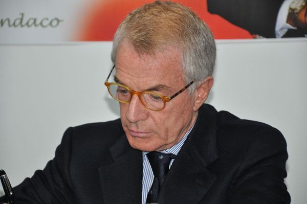 Nico D’Ascola al Congresso della Camera Nazionale Avvocati
