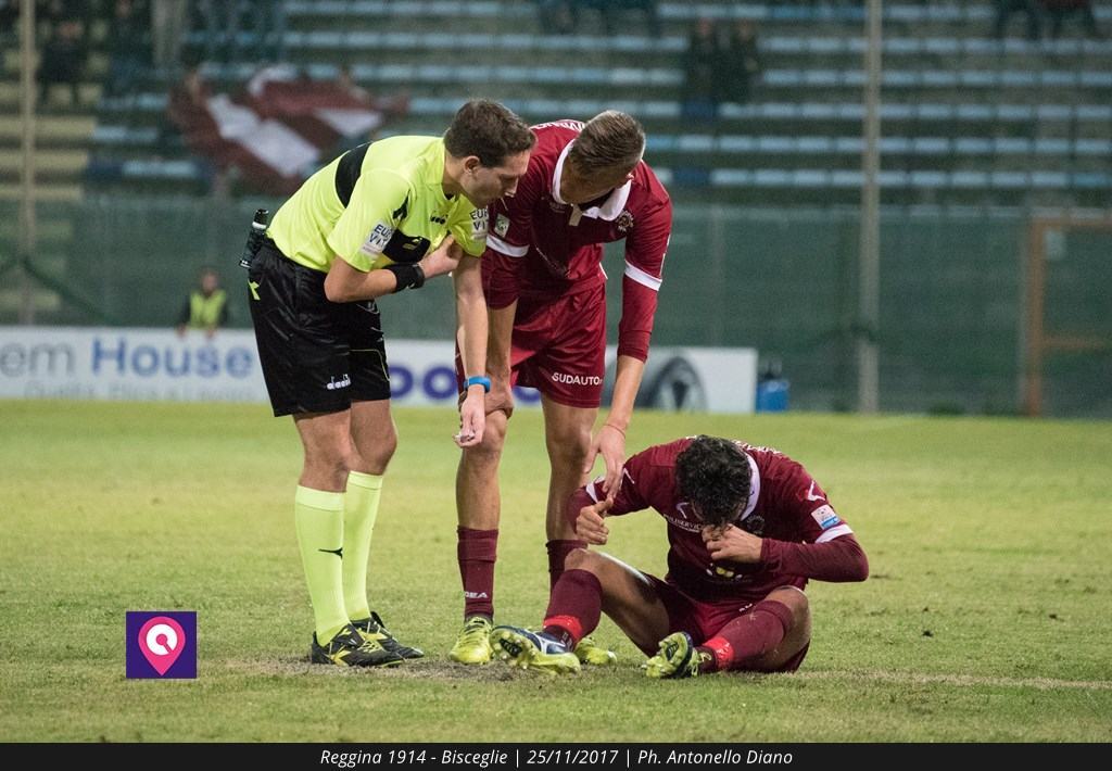 Reggina, Armeno non si allena. Ballottaggio in avanti, ma…