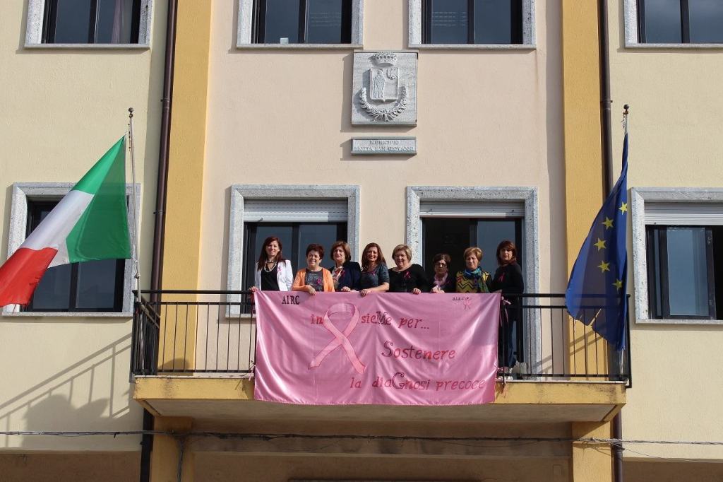 Motta San Giovanni: grande successo per la campagna nastro rosa