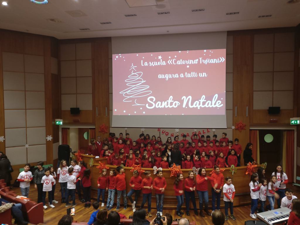 Al Consiglio Regionale il concerto di Natale della scuola ‘C. Troiani’ tra note e solidarietà