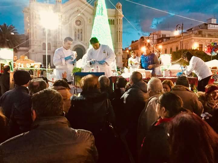 Grande successo a Piazza Duomo per la degustazione di dolci reggini