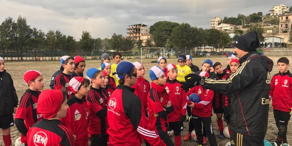 Reggio Calabria rossonera con le scuole calcio del Milan