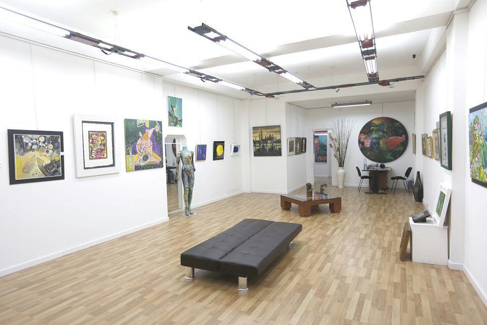 Serart gallery