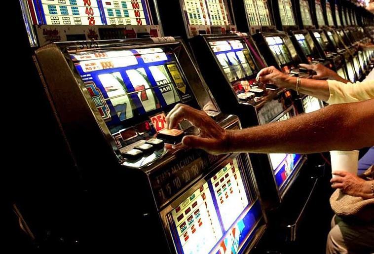 Sale giochi, ordinanza del sindaco Falcomatà: fissato limite orario