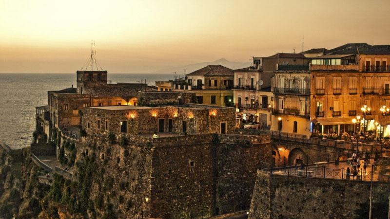 La leggenda del fantasma di Gioacchino Murat e il Castello di Pizzo Calabro