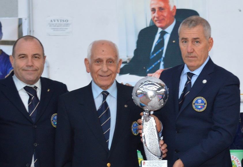 La S.G.S. Fortitudo 1903 premia il suo presidente
