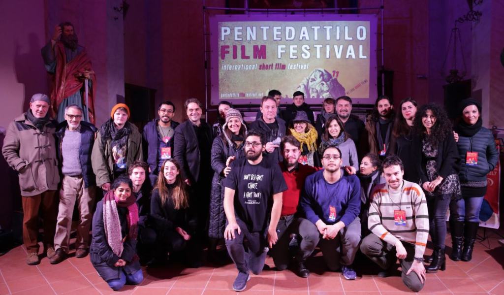 Assegnati i premi dell’XI Pentedattilo Film Festival. La conclusione con la proiezione di “Gatta Cenerentola” – FOTO