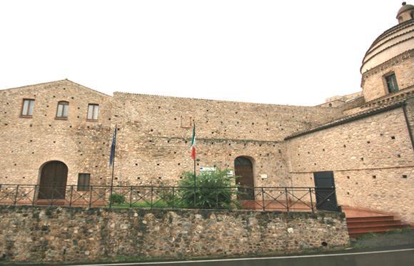 L’associazione Fidelitas al Museo delle cere di Rocca Imperiale